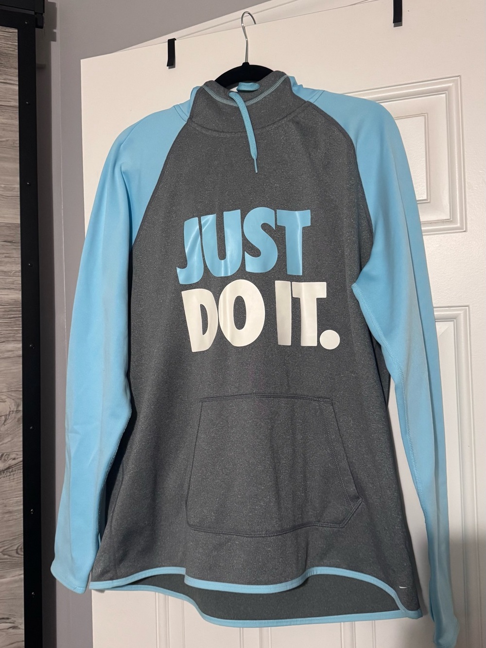 Nike womens Gray & Light Blue "JUST DO IT." Pullover Hoodie